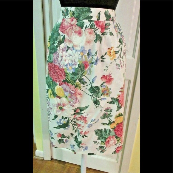 expo Dresses & Skirts - Floral skirt by Expo sz 14